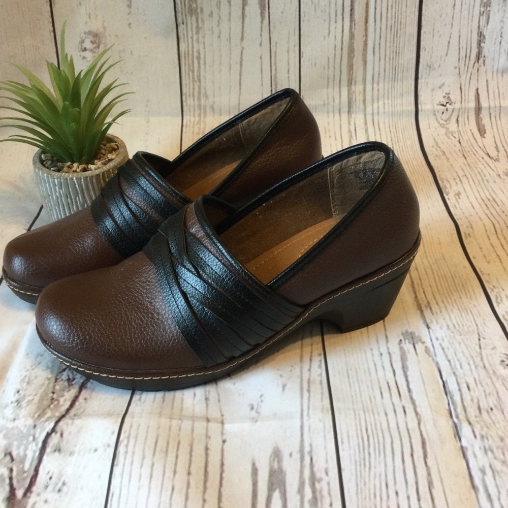 Thom McAn New Brown and Black Women's Dress Casual Loafers Slip On Size Womens 9 - Picture 2 of 8